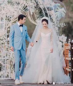 杨烁婚姻爆料视频播放全集,揭秘明星夫妻背后的真相与争议 第1张 杨烁婚姻爆料视频播放全集,揭秘明星夫妻背后的真相与争议 第1张